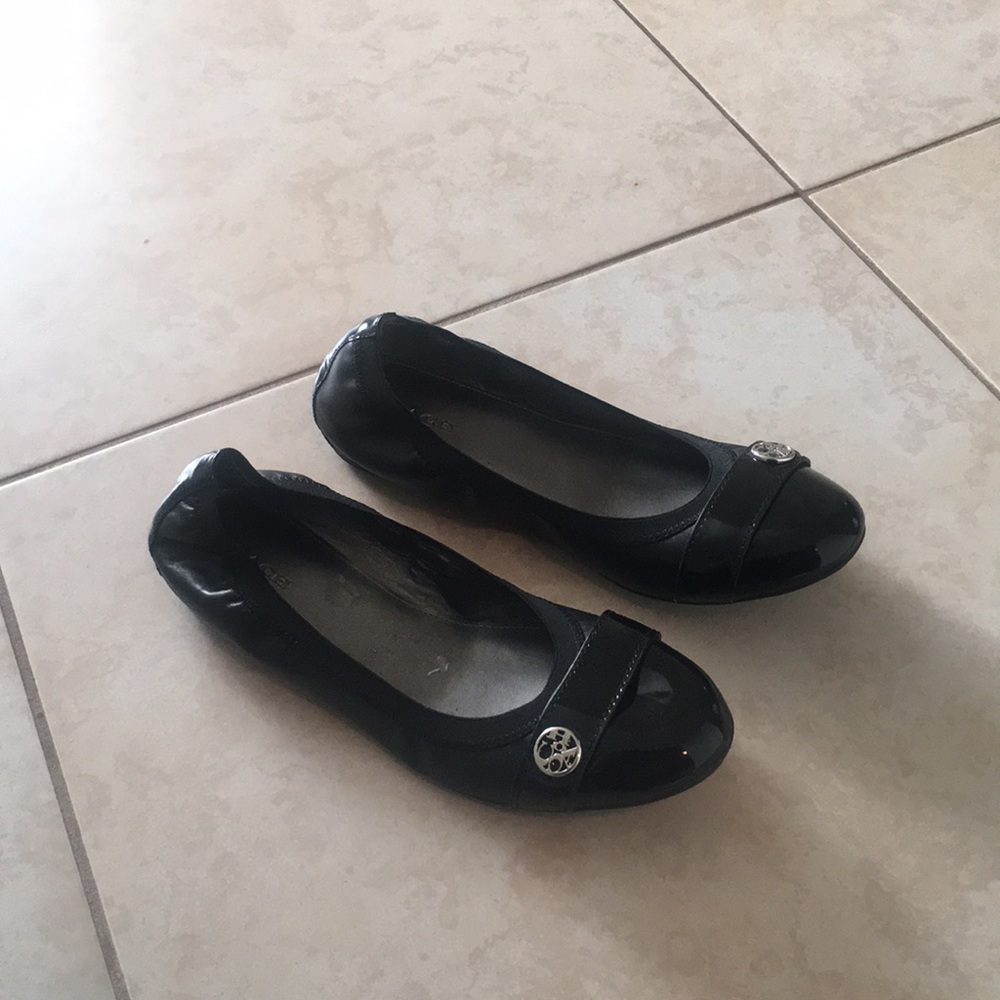 Coach flats !! Worn once